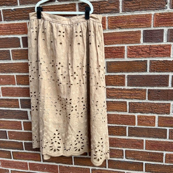 Ann Taylor Midi Skirt - Picture 4 of 5
